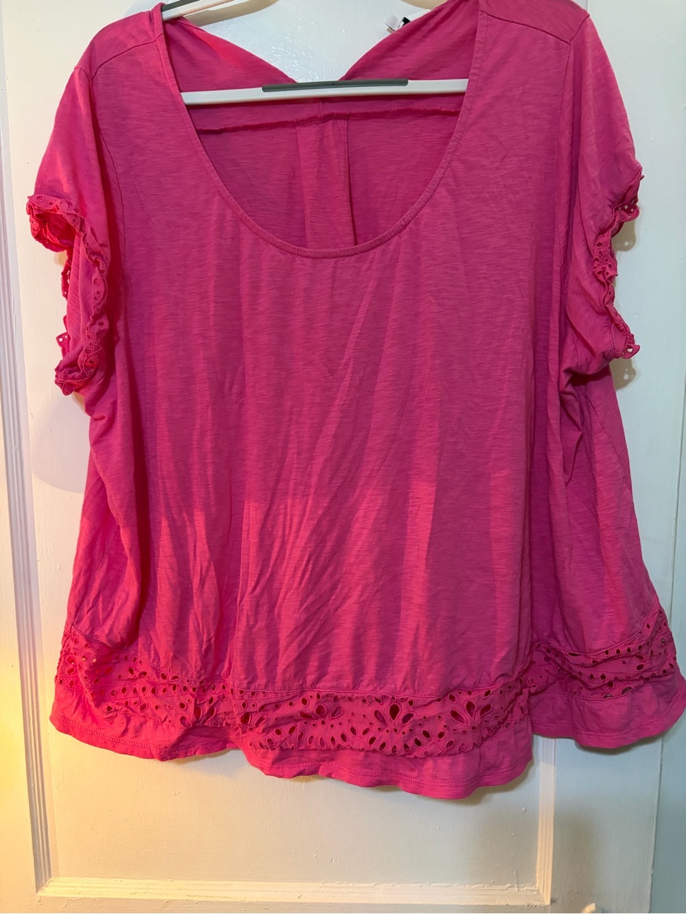 Crown & Ivy Pink Scoop Neck Eyelet Hem Tunic Top 3X